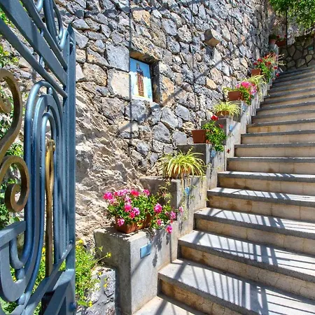 Villa Domus Vigna Fusco, Vista Mare, Amalfi Coast *